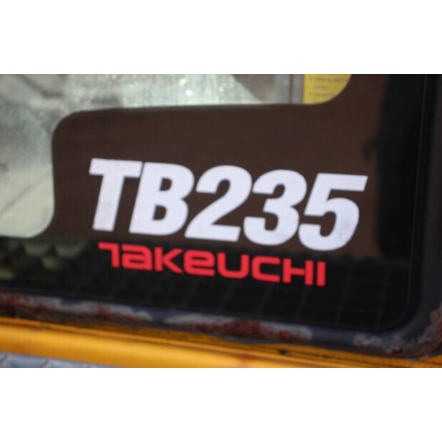 2014 TAKEUCHI TB235-46211189