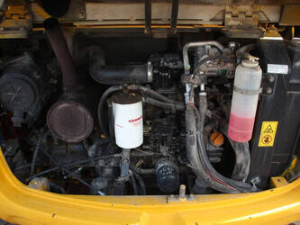 2014-takeuchi-tb235-1436062-46211190