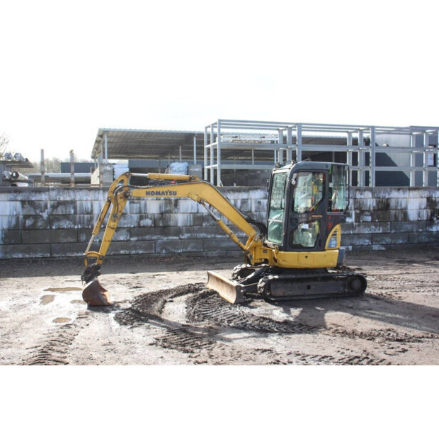 2016 Komatsu PC35MR-3-46211202