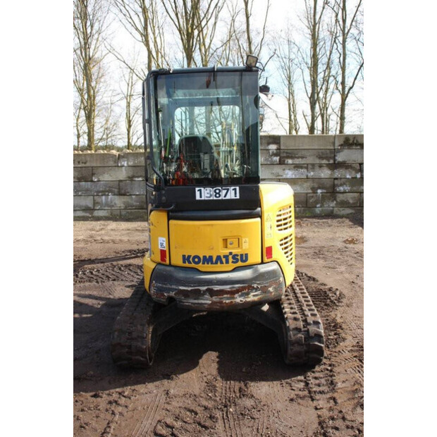 2016 Komatsu PC35MR-3-46211205