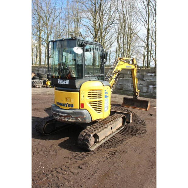 2016 Komatsu PC35MR-3-46211206