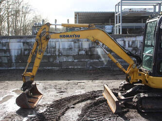 2016-komatsu-pc35mr-3-46211210