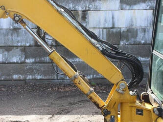 2016-komatsu-pc35mr-3-46211213