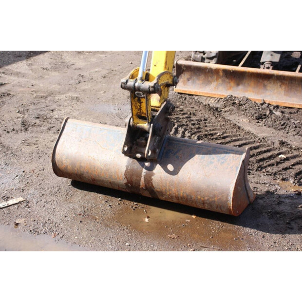 2016 Komatsu PC35MR-3-46211215