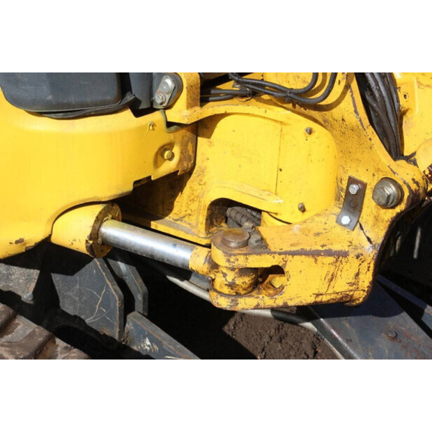 2016 Komatsu PC35MR-3-46211223