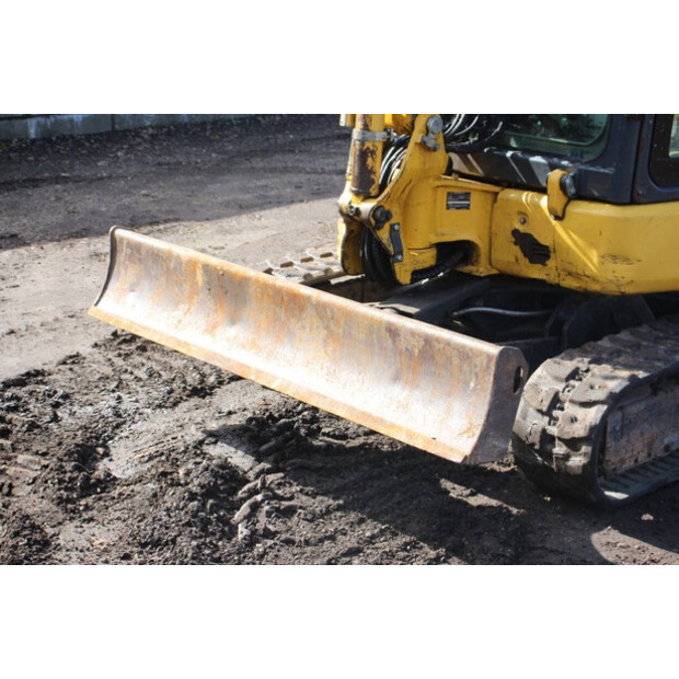 2016 Komatsu PC35MR-3-46211230