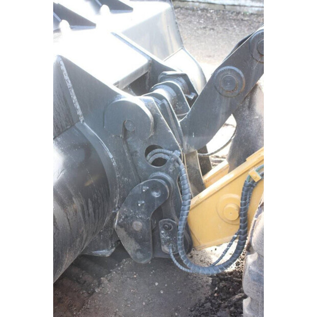 Caterpillar 930G-46211246