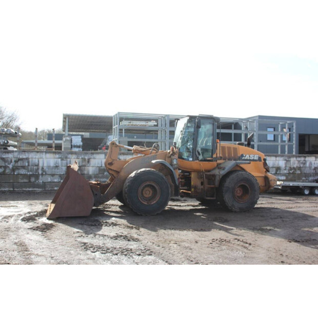 2008 CASE 821E-46211268