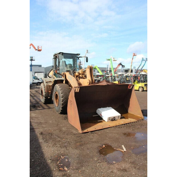 2008 CASE 821E-46211273