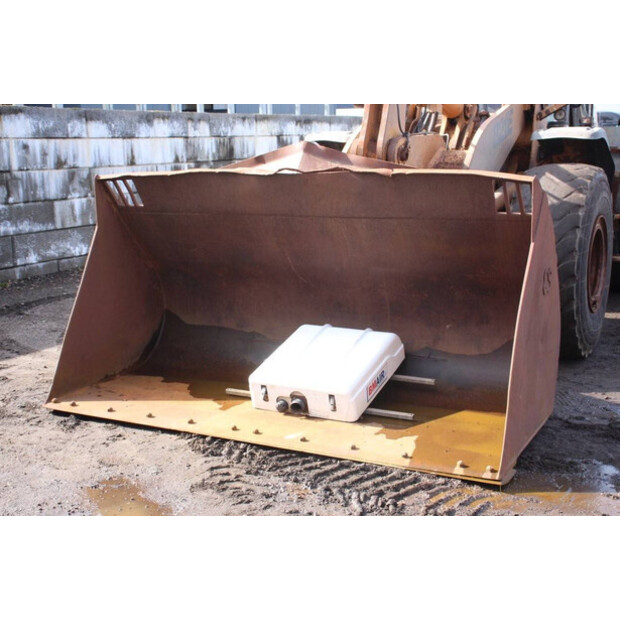 2008 CASE 821E-46211276