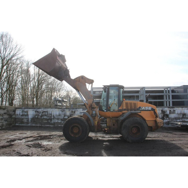 2008 CASE 821E-46211300