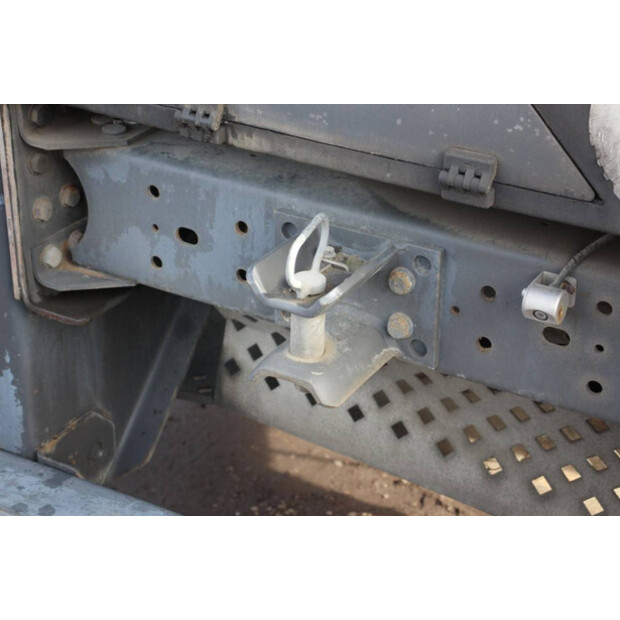 2007 Renault 430-46211325