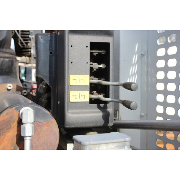 2007 Renault 430-46211328