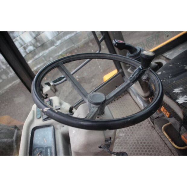 2004 Ahlmann AS150-46211414