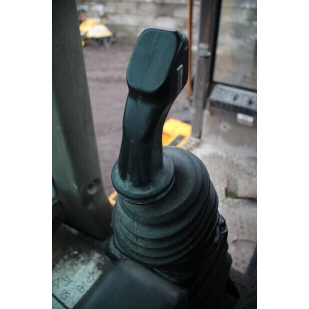 2004 Ahlmann AS150-46211416