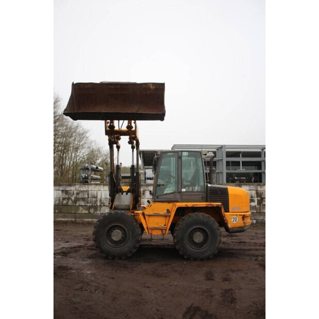 2004 Ahlmann AS150-46211421