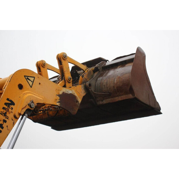 2004 Ahlmann AS150-46211424