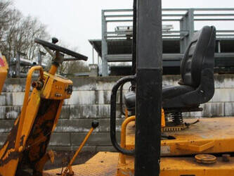 thwaites-others-1436069-46211440