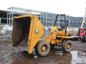 thwaites-others-1436069-46211449