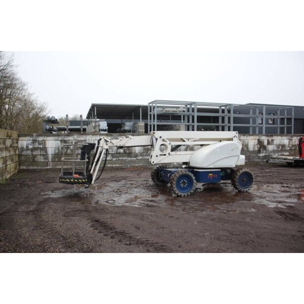 2015 نيفتيليفت HR21-46211453