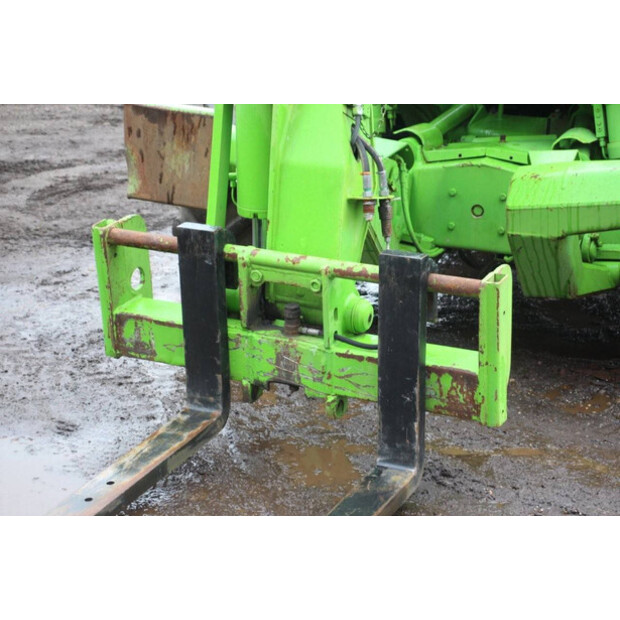 2006 ميرلو P38.14-46211717