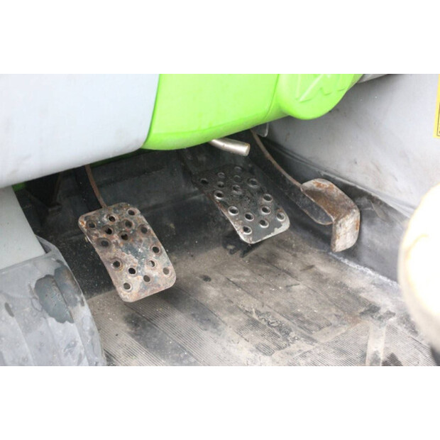 2006 ميرلو P38.14-46211730