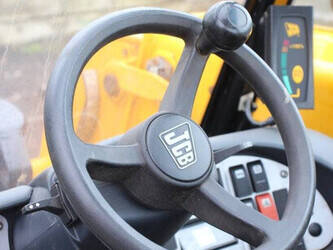 2012-jcb-527-55h-46211768