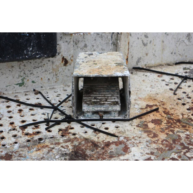 2005 هولوت H23TPX-46211789