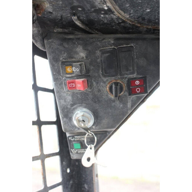 2011 BOBCAT S70-46211827