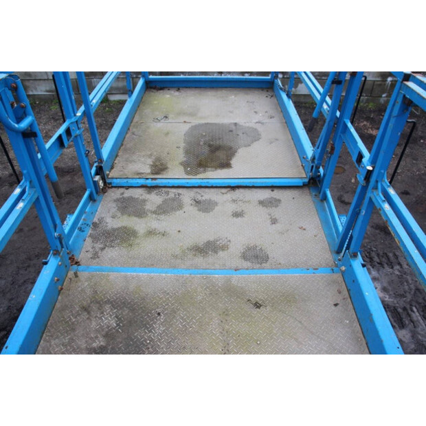 2016 Genie GS-4390-46211898