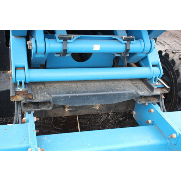 2016 Genie GS-4390-46211903