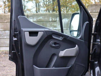 2017-renault-master-1436089-46212029