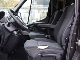 2017-renault-master-1436089-46212030