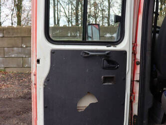 2004-iveco-daily-40c-46212093