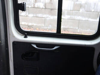 2004-iveco-daily-40c-46212095