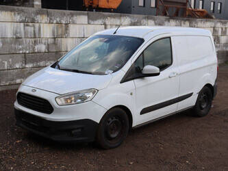 ford-transit-courier-1436092-46212157