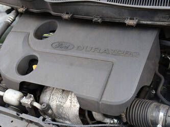 ford-transit-courier-1436092-46212191