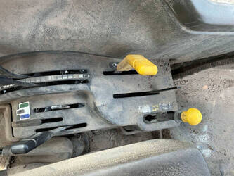 1996-new-holland-l85-46212348