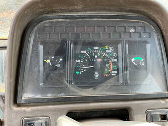 1996-new-holland-l85-46212367