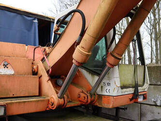 1999-atlas-1504-1436101-46212494