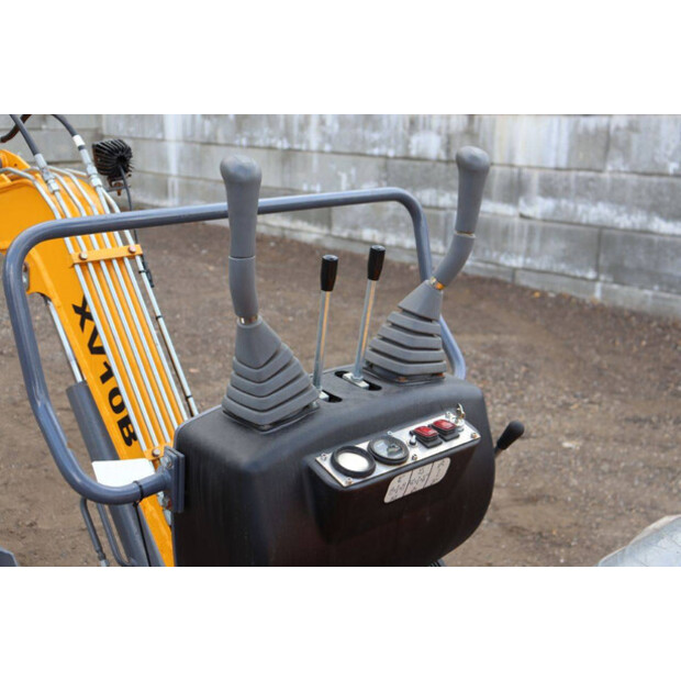 2023 Hytec XV10B-46212808