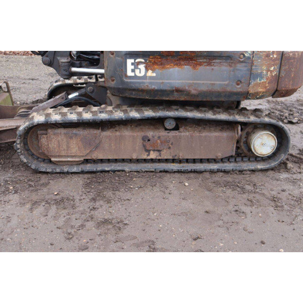 2015 BOBCAT E32-46212887