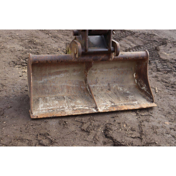 TAKEUCHI TB045-46212921