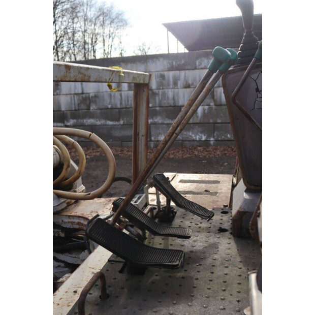 TAKEUCHI TB045-46212935