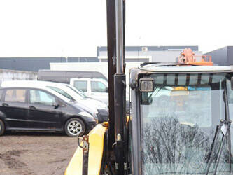 2012-jcb-515-40-1436115-46213022