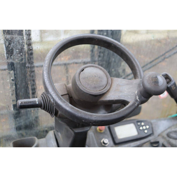 2018 ميتسوبيشي FB35N-46213203