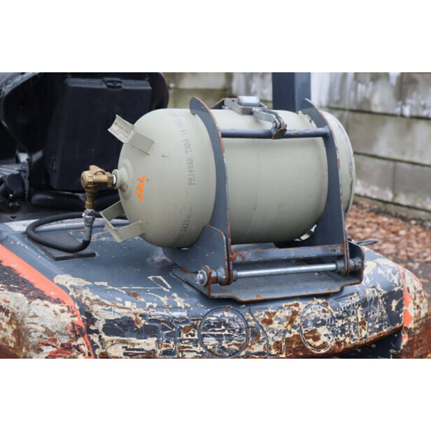 2016 Toyota 02-8FGJF35-46213323