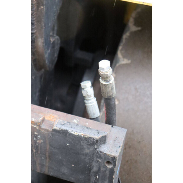 2004 Hyster Hyster H5.50XM-46213387