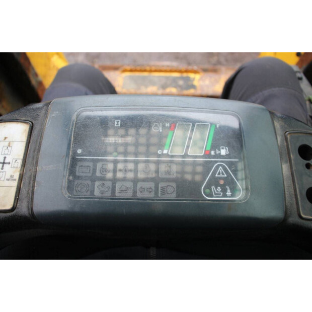 2018 Komatsu SK714-5-46213595