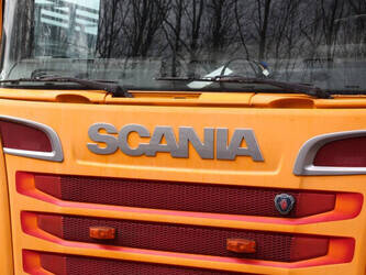 2013-scania-r730-1436135-46213648
